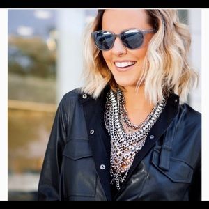 BaubleBar Courtney Bib necklace matte black